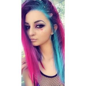 Meet your Posher, Monicah